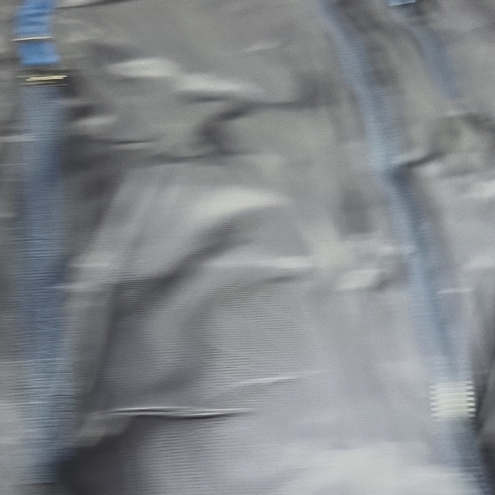 Women's Patagonia DAS Navy Parka with Blue Accents - Picture 5 of 8